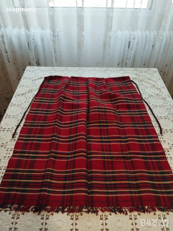 тъкани вълнени дамски престилки "Етно стил", снимка 1