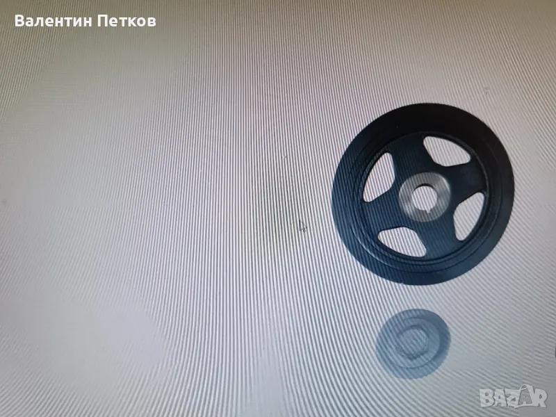 Ремъчна шайба за тойота корола e12, снимка 1