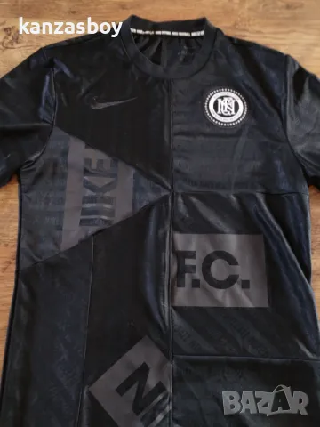 Nike FC Sem Risco Nao Ha Vitoria - мъжка футболна тениска ХС КАТО НОВА, снимка 2 - Тениски - 50177653