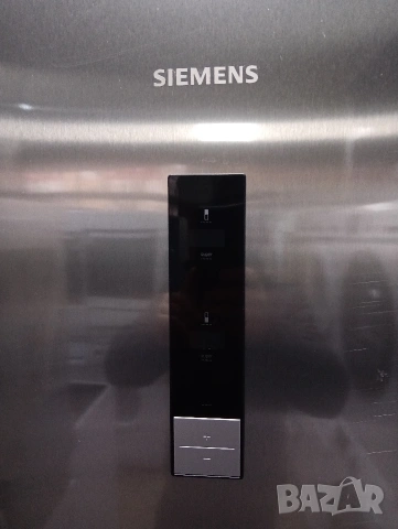 Иноксова комбиниран хладилник с фризер Сименс Siemens с две години гаранция!, снимка 7 - Хладилници - 53516595