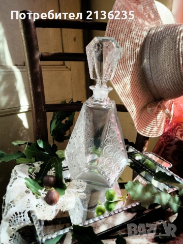 Кристална гарафа Бохемия, снимка 3 - Антикварни и старинни предмети - 51706586