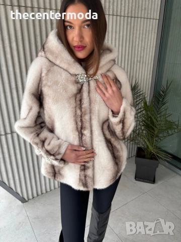 Дамско палто от еко косъм в бежаво кафяво с камъни за акцент, снимка 3 - Палта, манта - 52886567