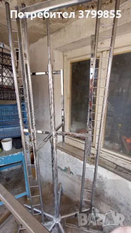 Висока, Стабилна Етажерка, снимка 1