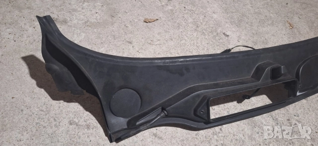 Кора/пластмаса под предното стъкло за БМВ е90/е91, снимка 3 - Части - 52973295