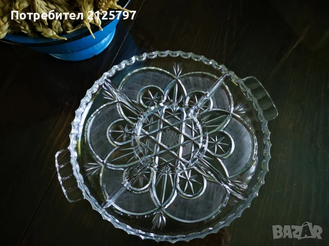 Кристално плато за сервиране, снимка 2 - Прибори за хранене, готвене и сервиране - 51275792