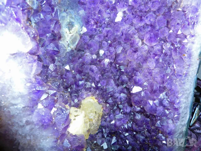 голям аметист, 50кг. От Бразилия. 66х30х20см., снимка 1