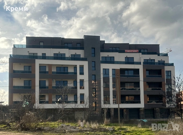 Паркомясто под наем до Марица Гардънс