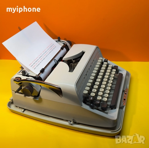 Пишеща Машина Triumph Gabriele 10 Клавиатура Qwertz Латиница Топ Състояние Обслужена 1960 година !, снимка 7 - Антикварни и старинни предмети - 52398347