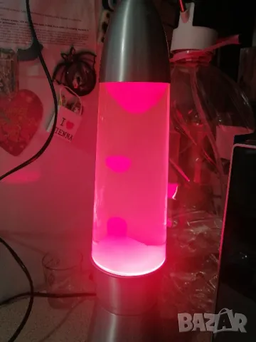 Лава лампа, червена. , снимка 6 - Настолни лампи - 48357260