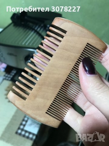 Малко дървено гребенче Brushart, снимка 3 - Аксесоари за коса - 38649265