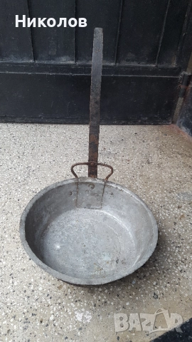 Стар калайдисан меден тиган