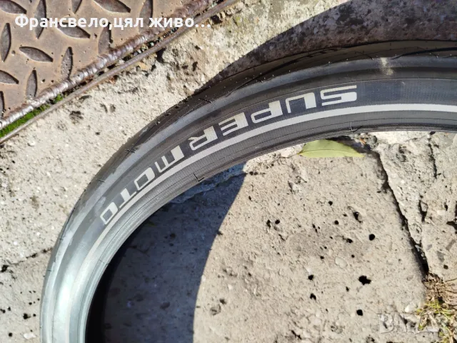 Нова 27.5 гума за велосипед колело schwalbe super moto 2.4, снимка 2 - Части за велосипеди - 47491133
