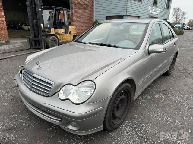 Mercedes c 220 cdi 2006 НА ЧАСТИ 646 двигател