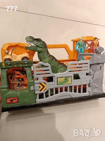 играчка с Динозавър 