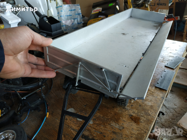 самосвално  хидравлично ремарке за модел камион 1:14, снимка 10 - Коли, камиони, мотори, писти - 36465367