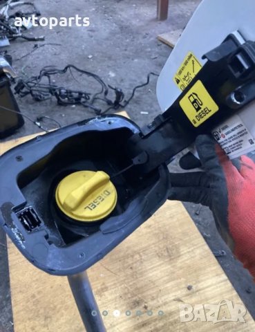 Range rover sport 2012година 3.0d 245кс Капачка резервоар, снимка 3 - Части - 40725564