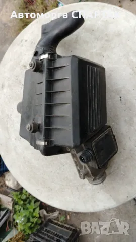 Долна кутия за почистване на въздушния филтър на двигателя BMW E36 M40 1727684 Нов оригинален