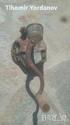 Роначка за царевица.