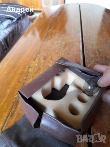 Стара кутия за крушки,Жигули,Fiat,Dacia, снимка 4 - Други ценни предмети - 53327023