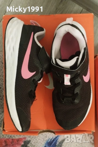 Nike детски маратонки за бягане 