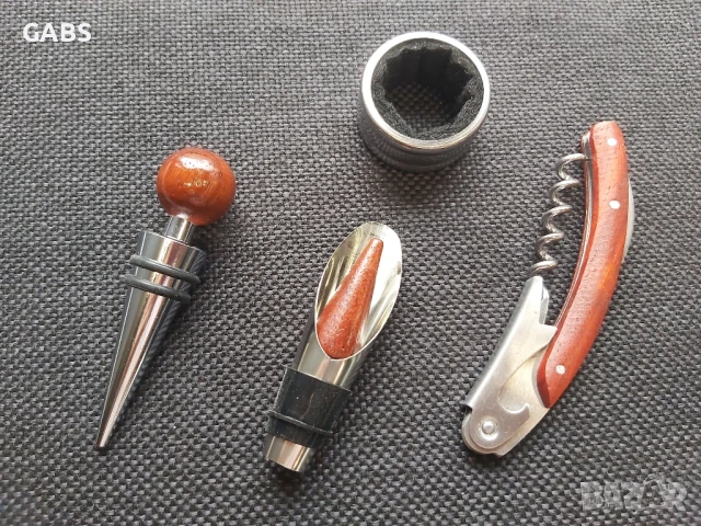 Подаръчен комплект за вино тирбушон,тапа и лиек,два модела, снимка 3 - Подаръци за мъже - 50668242