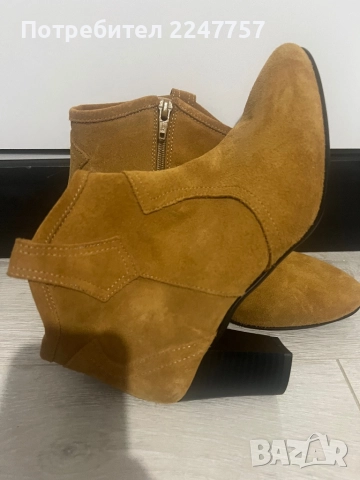 Нови боти цвят Камел размер 36