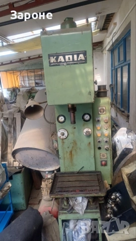 Продавам хонинг машина
