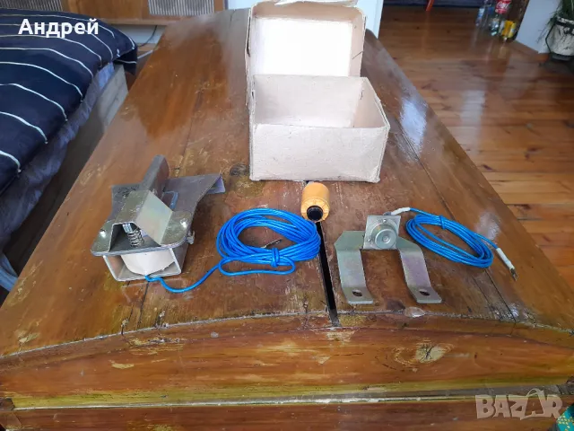 Стара електрическа брава за багажник ВАЗ 2101,Лада,Жигули, снимка 2 - Други ценни предмети - 49222383