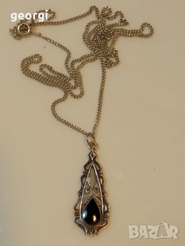 Сребърно колие с висулка 