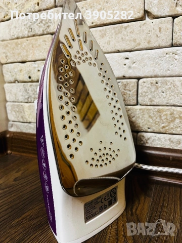 Ютия Russell Hobbs SupremeSteam Traditional 2400W, снимка 6 - Ютии - 53237492