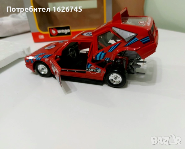 Lancia Delta S4 1:24 Bburago, снимка 5 - Колекции - 53002218