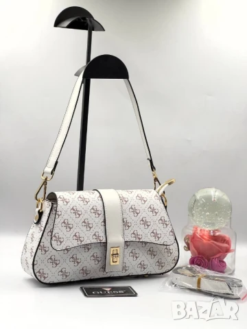 чанти guess , снимка 8 - Чанти - 51302929