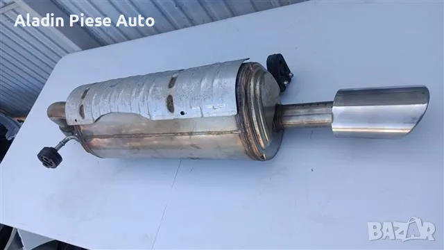 Задно гърне Kia Stonic , снимка 3 - Аксесоари и консумативи - 50355641