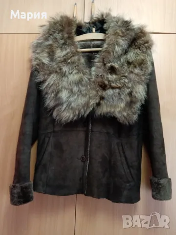 Продавам кожух от естествена агнешка кожа с яка от естествен косъм от каскада Лисица и шапка , снимка 4 - Палта, манта - 48308767