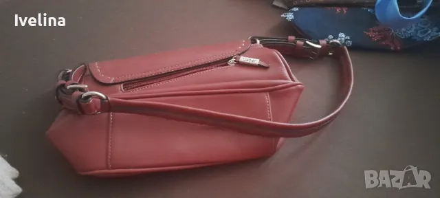 дамска чанта, снимка 6 - Чанти - 50221327