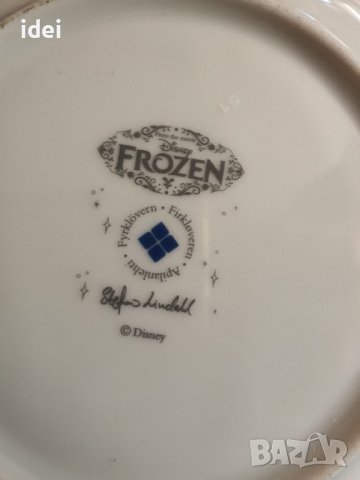 Порцеланови чинии  Замръзналото кралство Дисни , снимка 2 - Чинии - 38423896