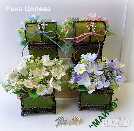 Цветя+брошка глава на кон в ковчеже, снимка 2 - Подаръци за жени - 53087686