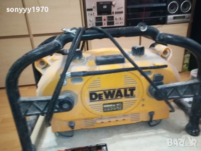 DEWALT PROFI RADIO 0810250825, снимка 2 - Радиокасетофони, транзистори - 51982119