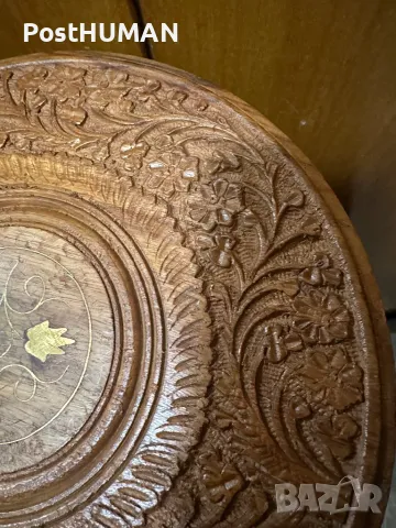 Дървена масичка , снимка 4 - Антикварни и старинни предмети - 47439993