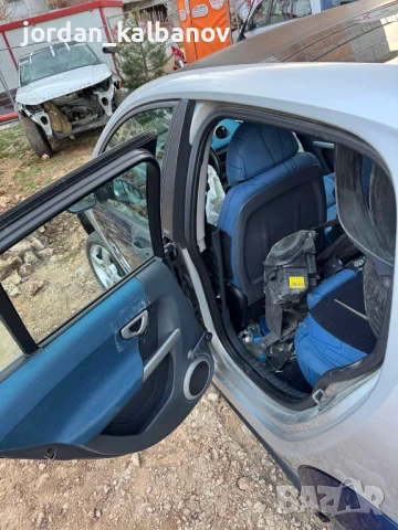 Smart Forfour 1.1i 75ps. Колата се продава на части., снимка 5 - Автомобили и джипове - 51125440