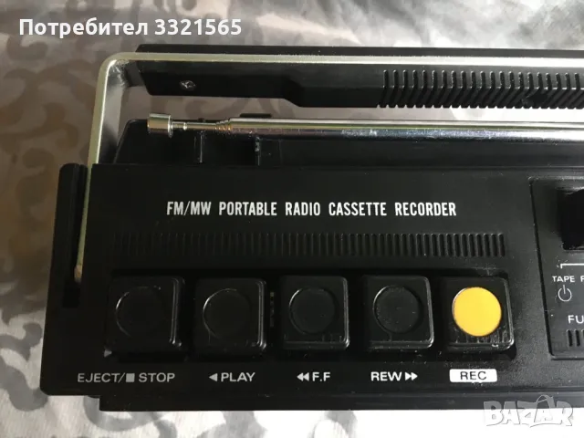 Касетофон Hitachi, снимка 7 - Радиокасетофони, транзистори - 48492971