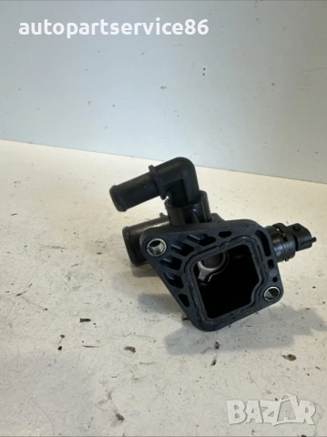 Корпус на термостата за Fiat 500L, оригинален, № 55233327, за 1.3 MultiJet, 2013, снимка 2 - Части - 53217981