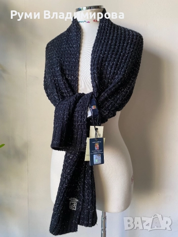 Черен шал Marina Militare с 50 % вълна, с етикет, снимка 5 - Шалове - 52788149