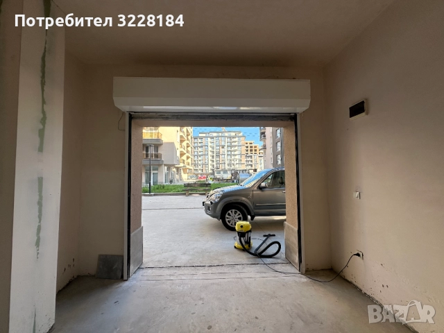 Ролетна гаражна врата, монтирана, но неизползвана., снимка 4 - Гаражни врати - 52859723