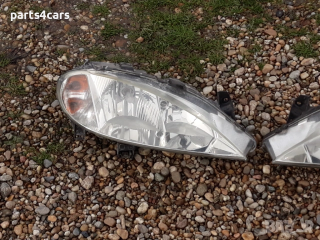 ляв и десен фар за рено меган 1 99 - 02 RENAULT MEGANE I, снимка 2 - Части - 53597346