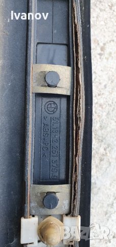 Лява лайсна шофьорска врата бмв е36 купе кабрио М Пакет екстериорни лайсни bmw e36, снимка 7 - Части - 38588639