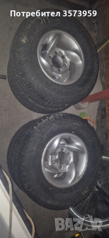 Джанти с перфектни гуми за Галопер и Паджеро, снимка 2 - Гуми и джанти - 53327386