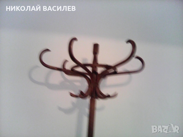 Права   закачалка  / предлага - Питай   налична  ли  е   /  укачалката    . ., снимка 3 - Закачалки - 51781472