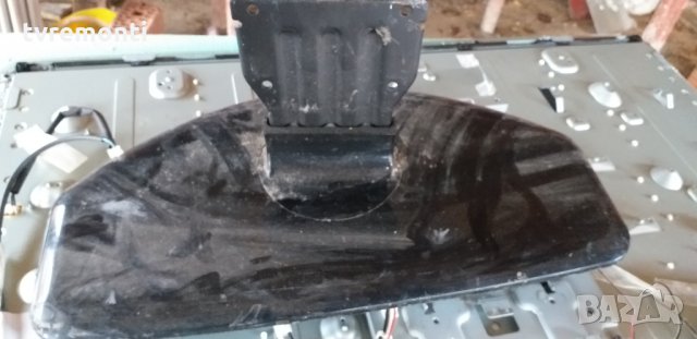 TV стойка PHILIPS модел 37PFL5604H/12, снимка 2 - Стойки, 3D очила, аксесоари - 27458362