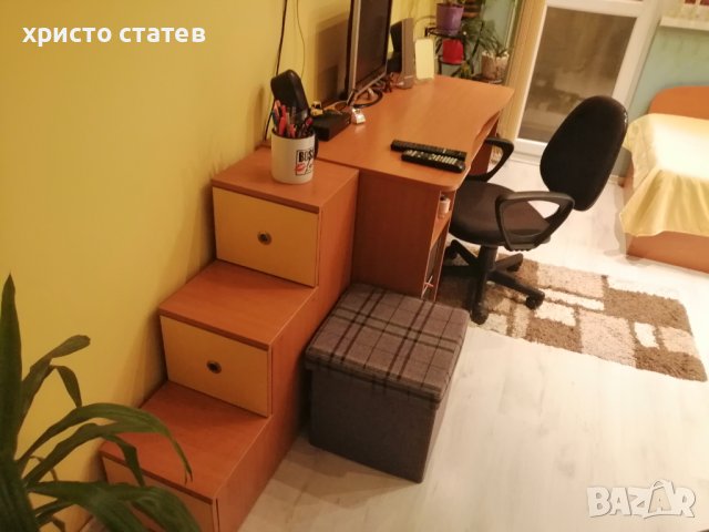 Мебели за обзавеждане. 